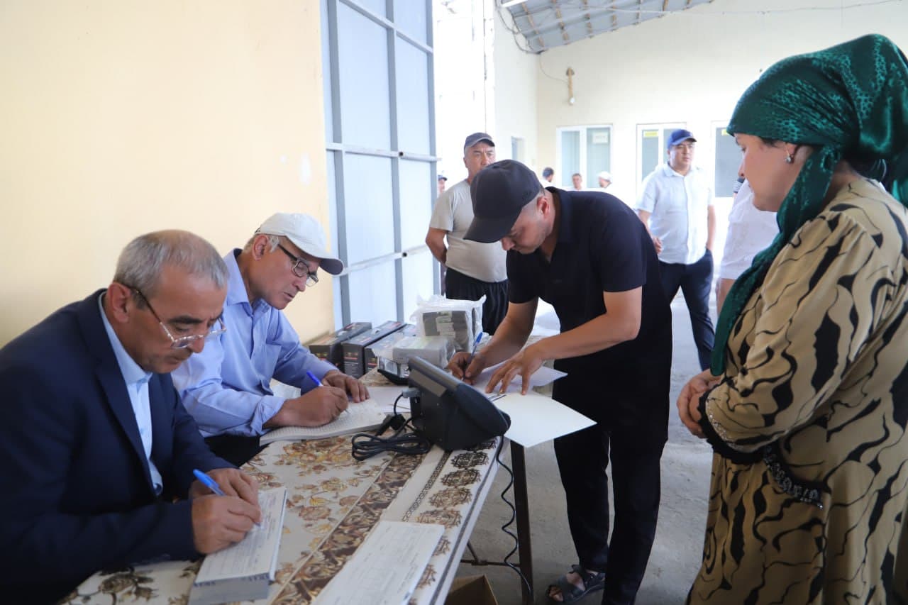 Shofirkon: pilla qabul qilish maskani tobora gavjum ko‘rinish olmoqda