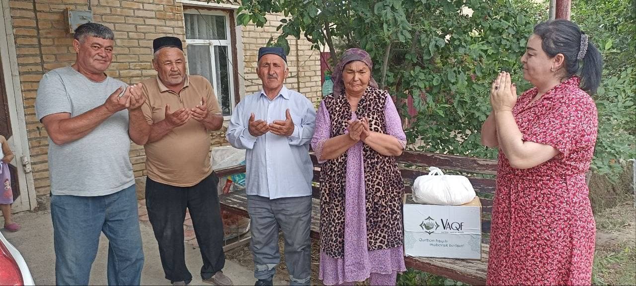 Buxoro tumani: 600 nafar ehtiyojmand fuqaroga hayitlik tarqatildi