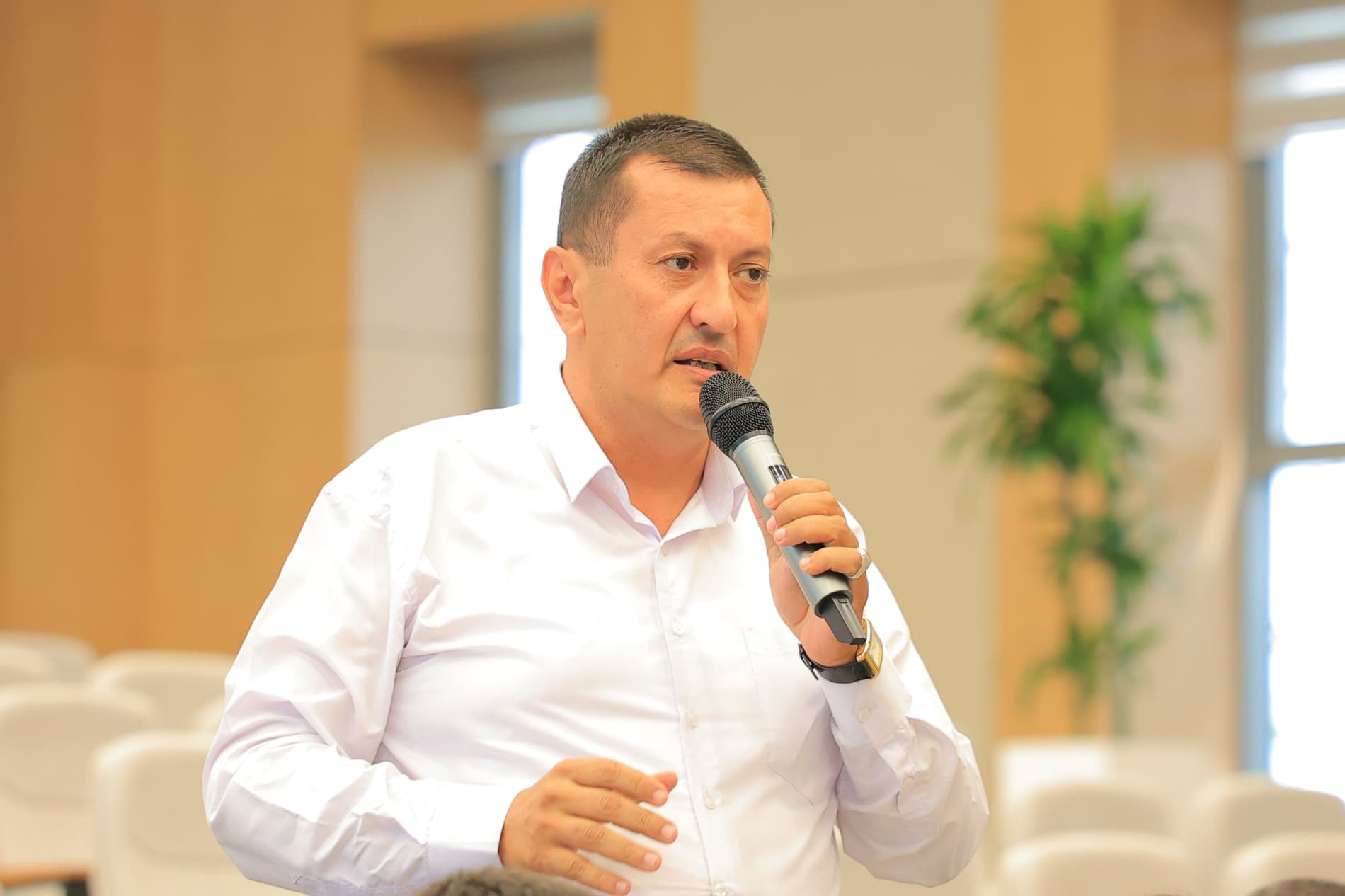 Botir Zaripov madaniyat, sanʼat va adabiyot sohalari xodimlari bilan uchrashdi
