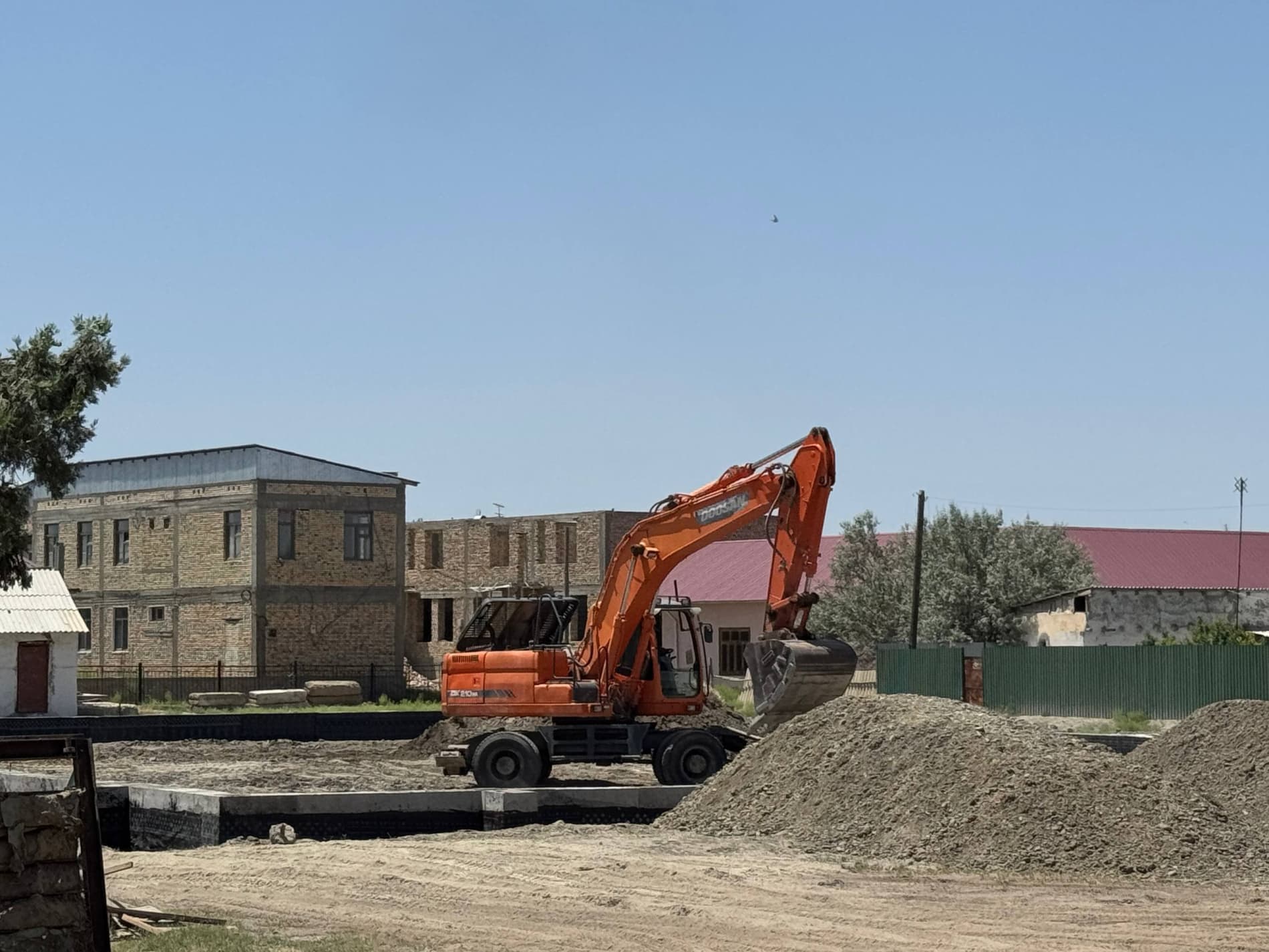 Shofirkon: tumanda energiya samaradorligi loyihalari uchun qariyb 50 milliard so‘m ajratilgan
