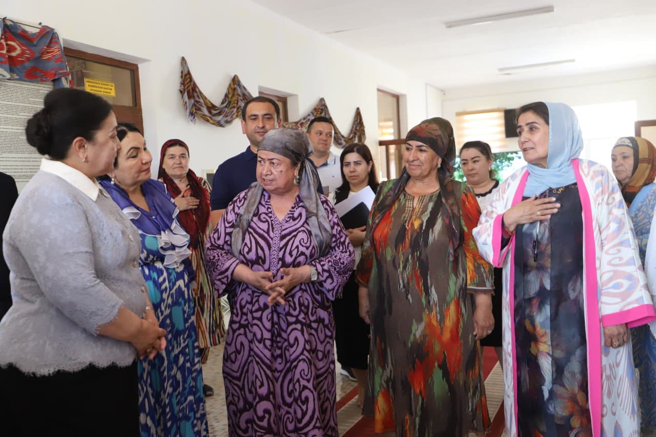 Shofirkon: “Oila va xotin-qizlar maskani” faoliyati yo‘lga qo‘yildi
