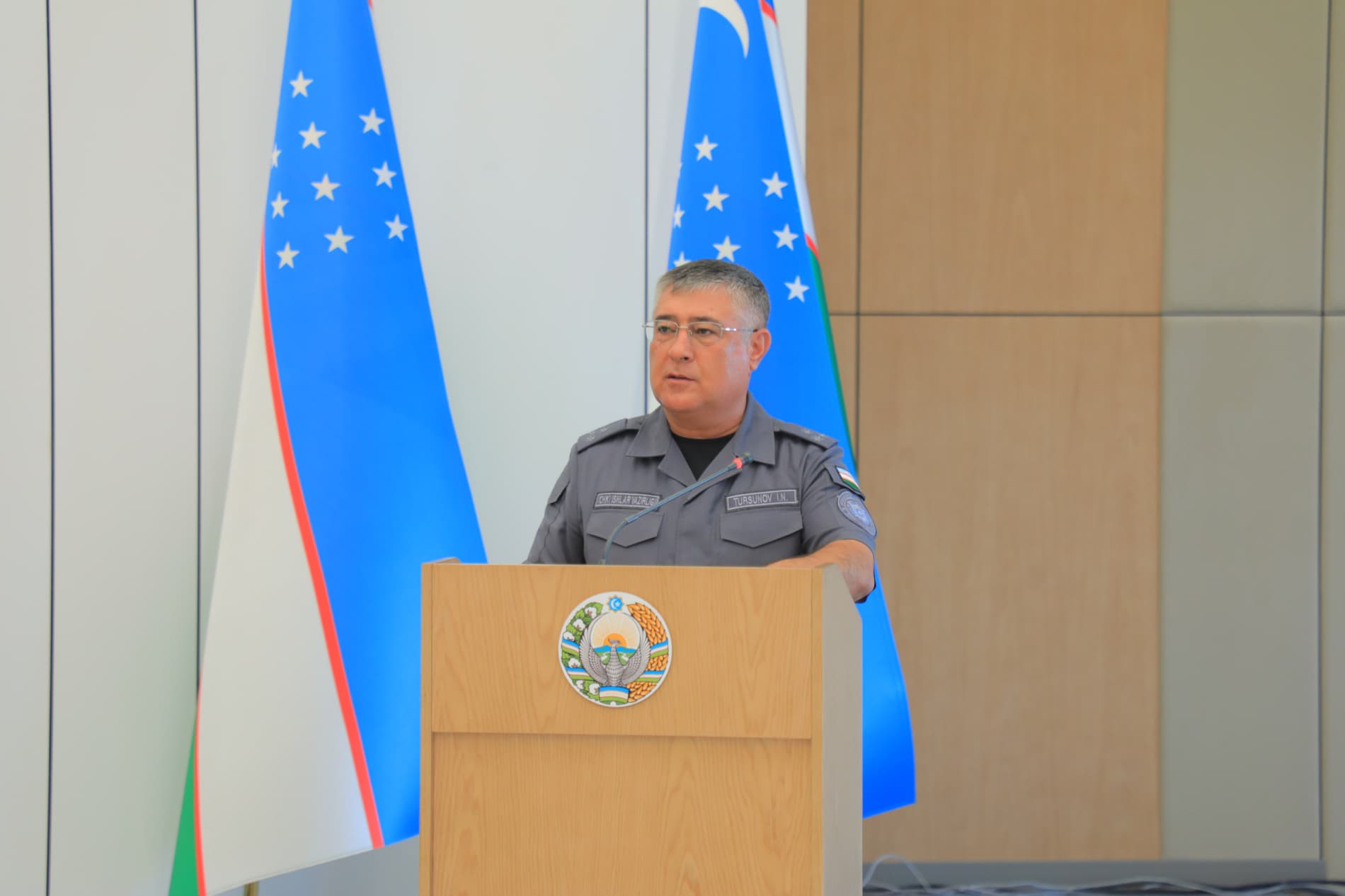 Вилоятда жиноятчилик ва ҳуқуқбузарликларнинг барвақт олдини олиш борасида амалга оширилган ишлар танқидий-таҳлилий муҳокама қилинди