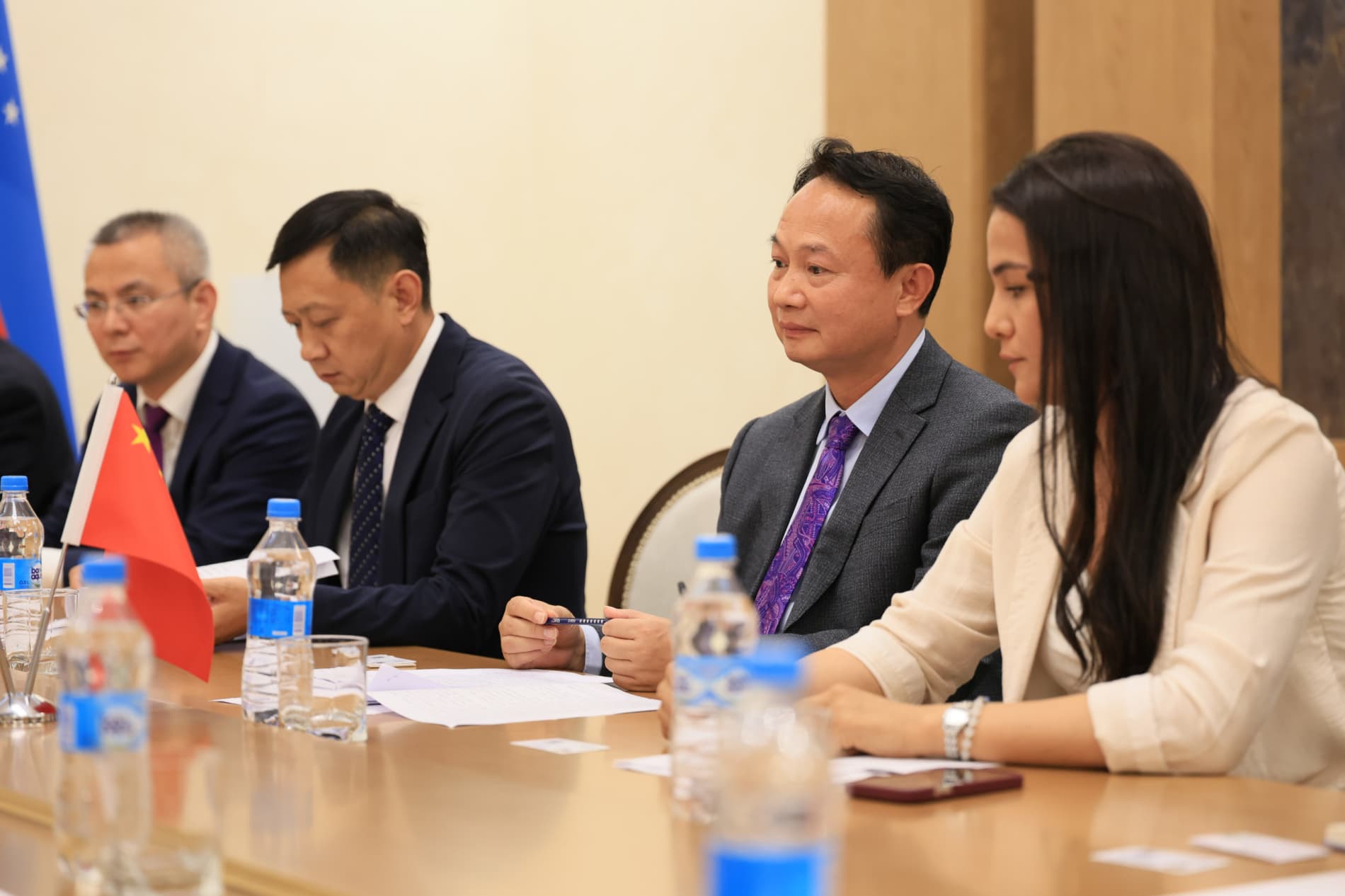 Buxoro - Zongshang: Hamkorlik aloqalari kengaymoqda