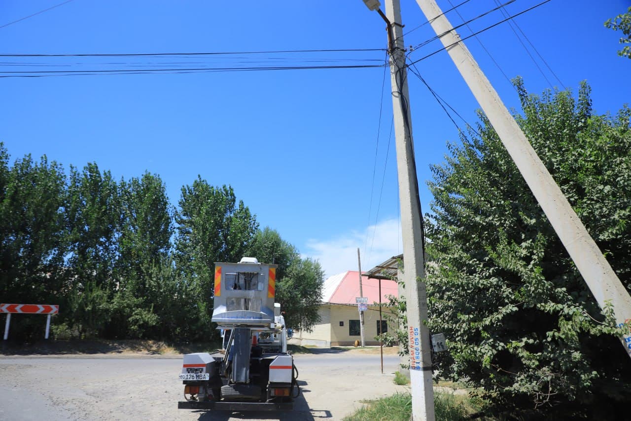Vobkentda aholi tashabbusi bilan 3,2 kilometr ichki yoʻl asfaltlanmoqda