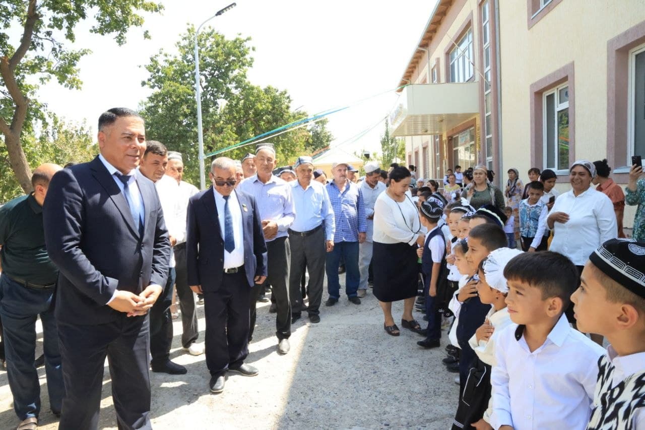Istiqlol tuhfasi: Vobkentda tibbiyot va 3 ta taʼlim maskani yangilandi
