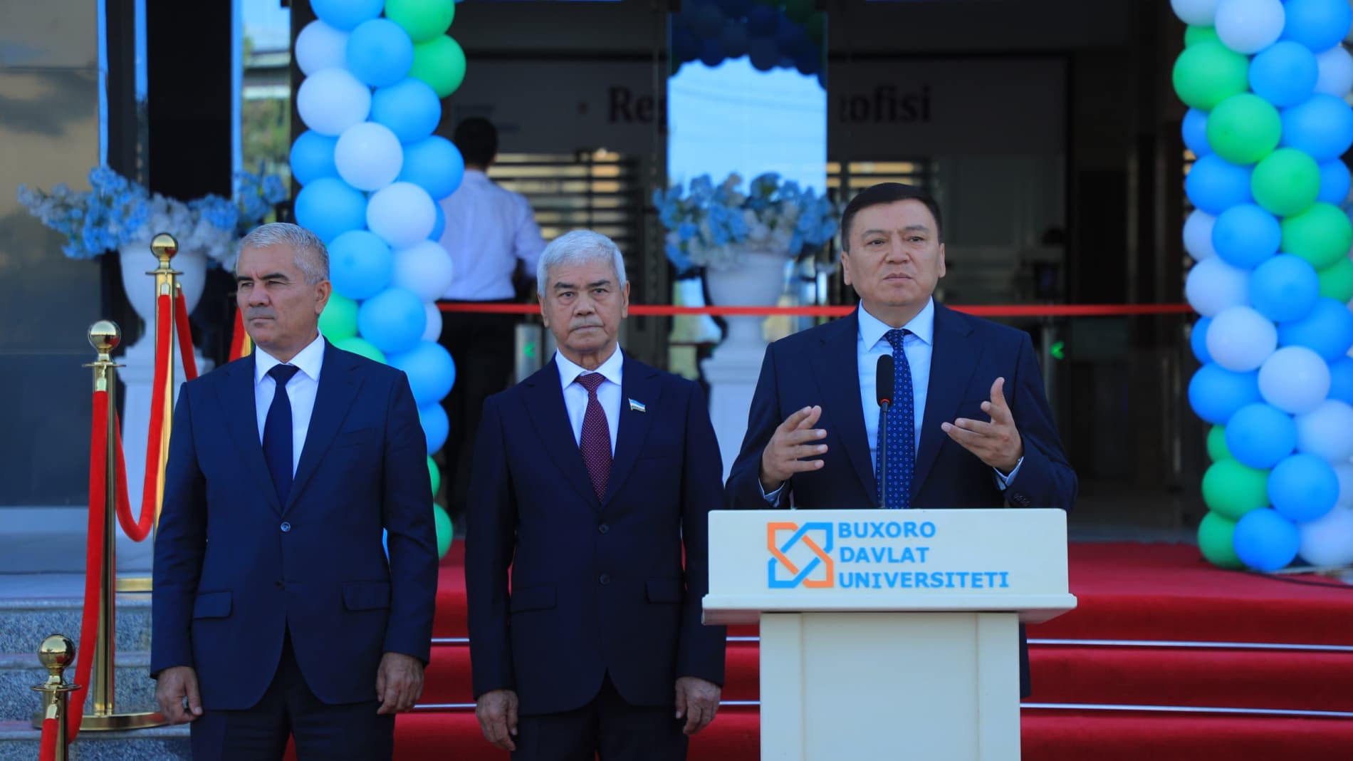 Buxoro davlat universitetida 2026/2027-oʻquv yilining boshlanishi, “Talabalikka bagʻishlov” tadbiri hamda 2700 oʻrinli yangi zamonaviy oʻquv binosining tantanali ochilish marosimi boʻlib oʻtdi