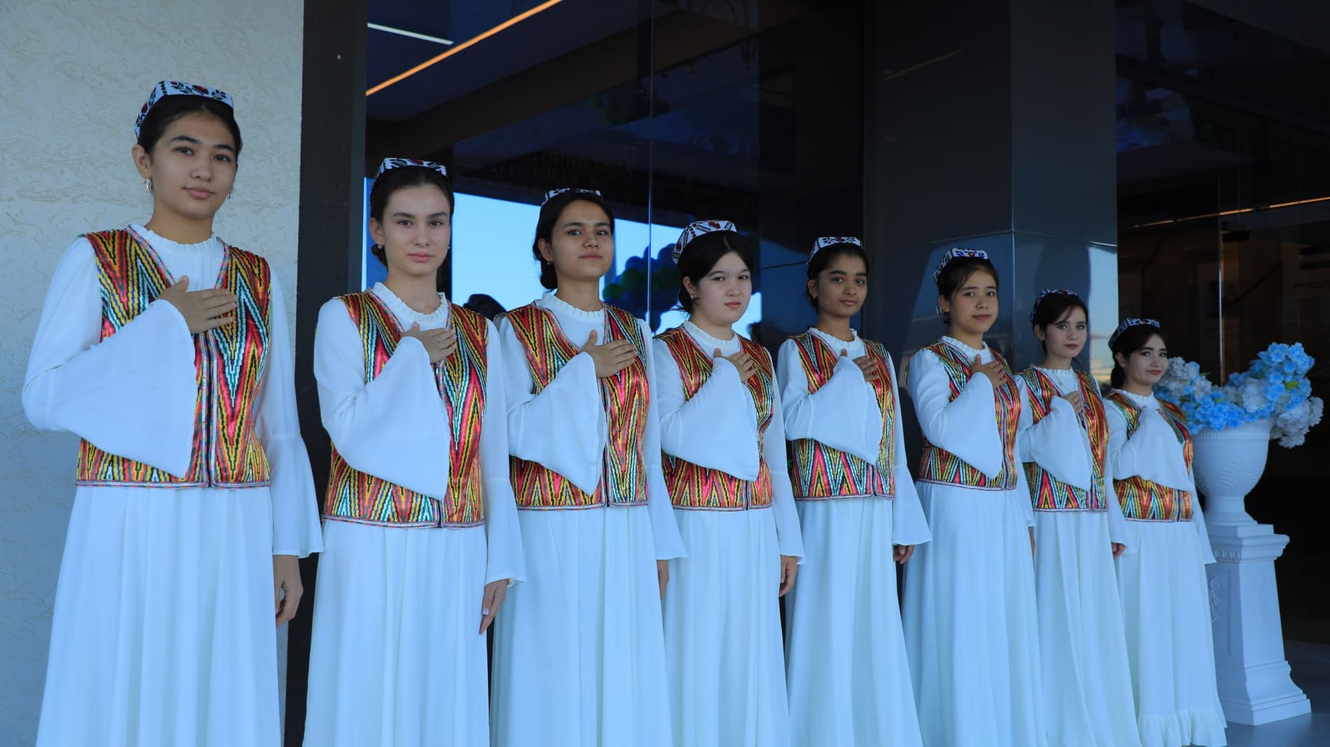 Buxoro davlat universitetida 2026/2027-oʻquv yilining boshlanishi, “Talabalikka bagʻishlov” tadbiri hamda 2700 oʻrinli yangi zamonaviy oʻquv binosining tantanali ochilish marosimi boʻlib oʻtdi