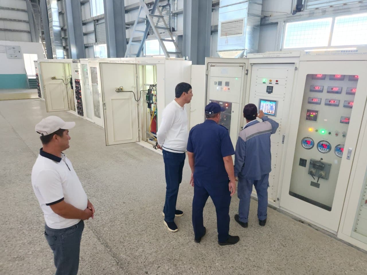 Olotda elektr va gaz taʼminoti “Yangiyoʻl tajribasi” asosida oʻrganilmoqda