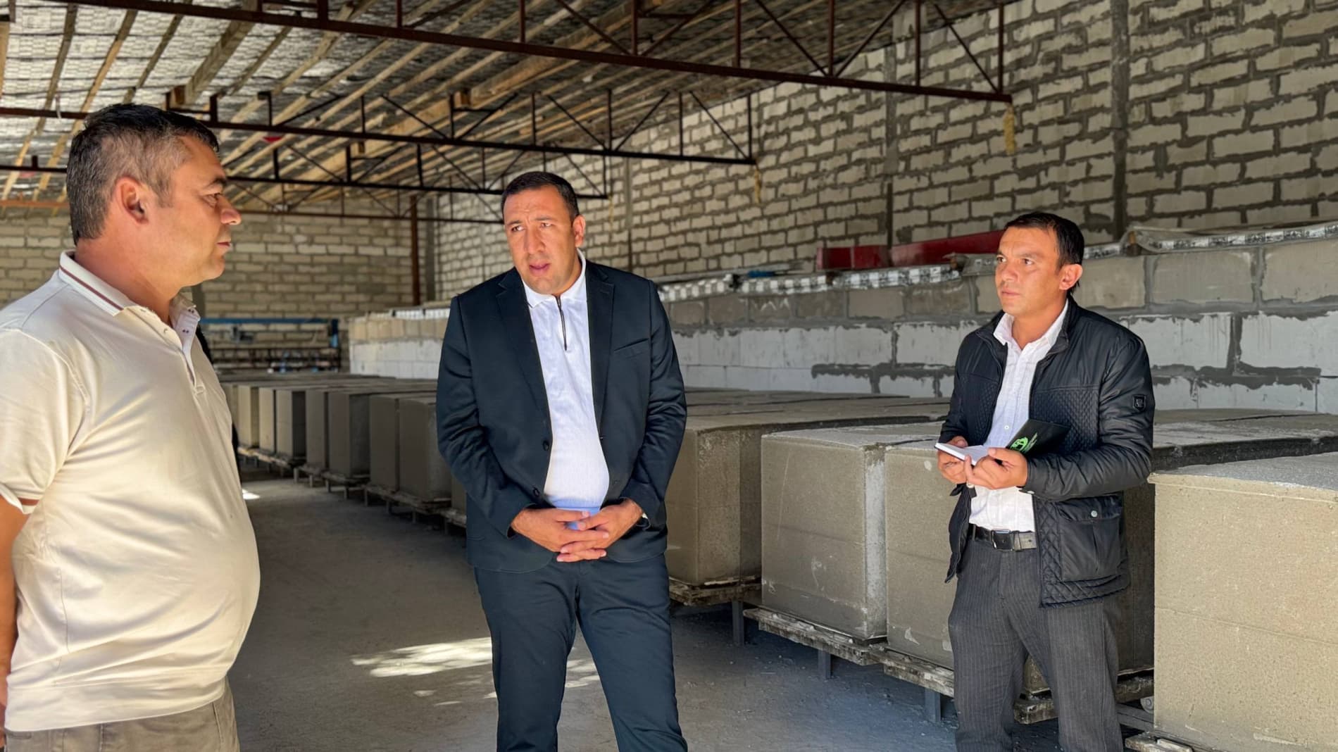 Shofirkon: Mahallada ishlab chiqarish, xonadonlarda daromad kengaymoqda