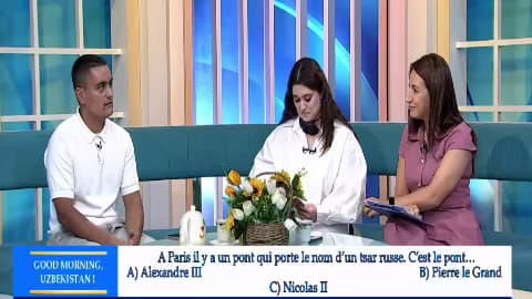 Buxorolik yosh iqtidor egasi Koʻhna Qitʼaning nufuzli davlat boshqaruvi maktabida malaka oshirmoqda