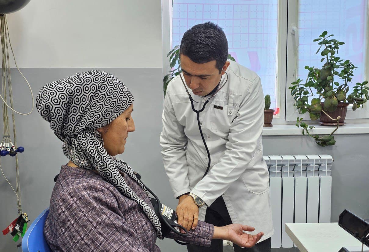 Янгиобод туманида аҳоли учун бепул тиббий кўрик ташкил этилди