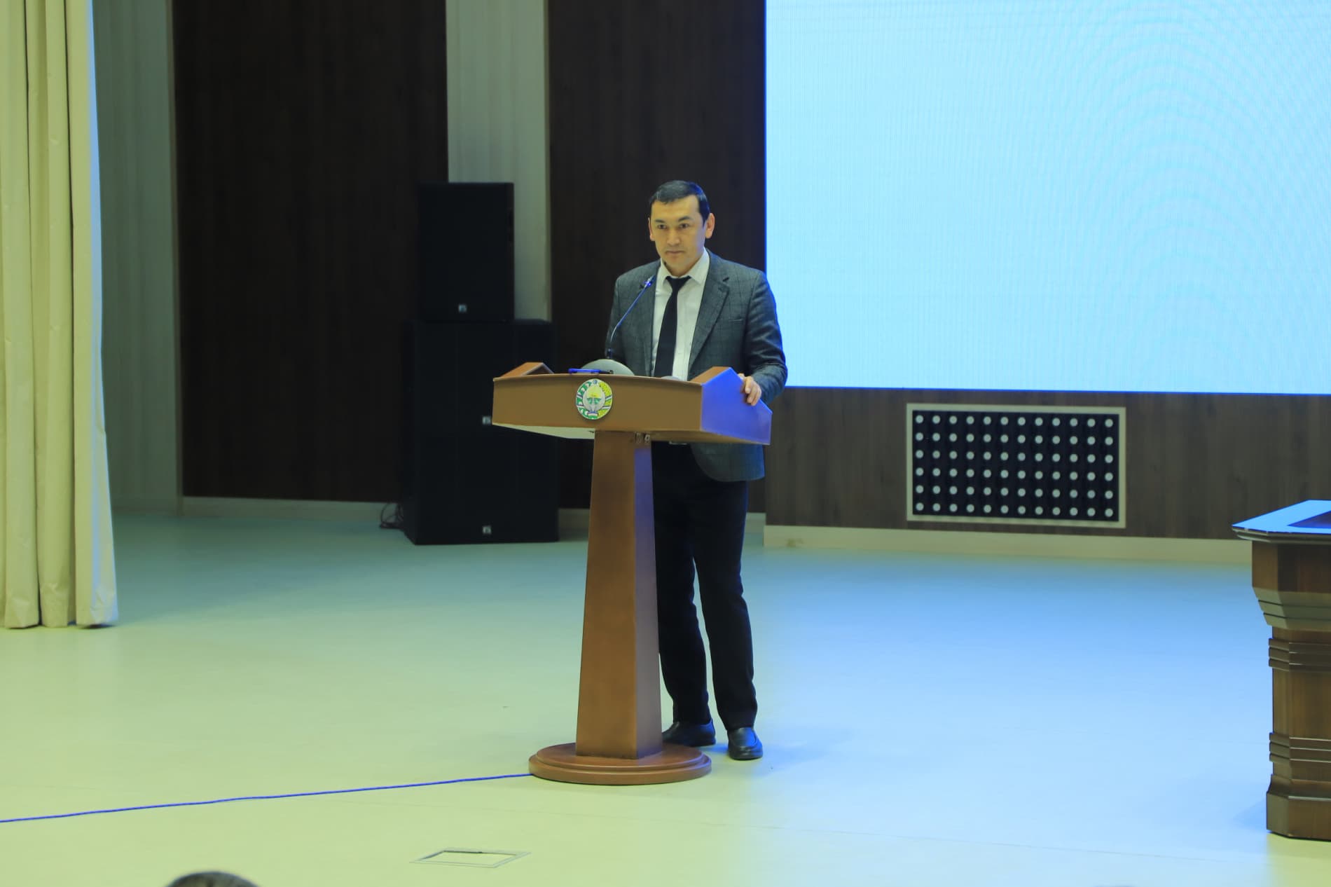 Jizzax viloyati hokimligida kasaba uyushma tashkiloti hisobot saylov yig‘ilishi o‘tkazildi