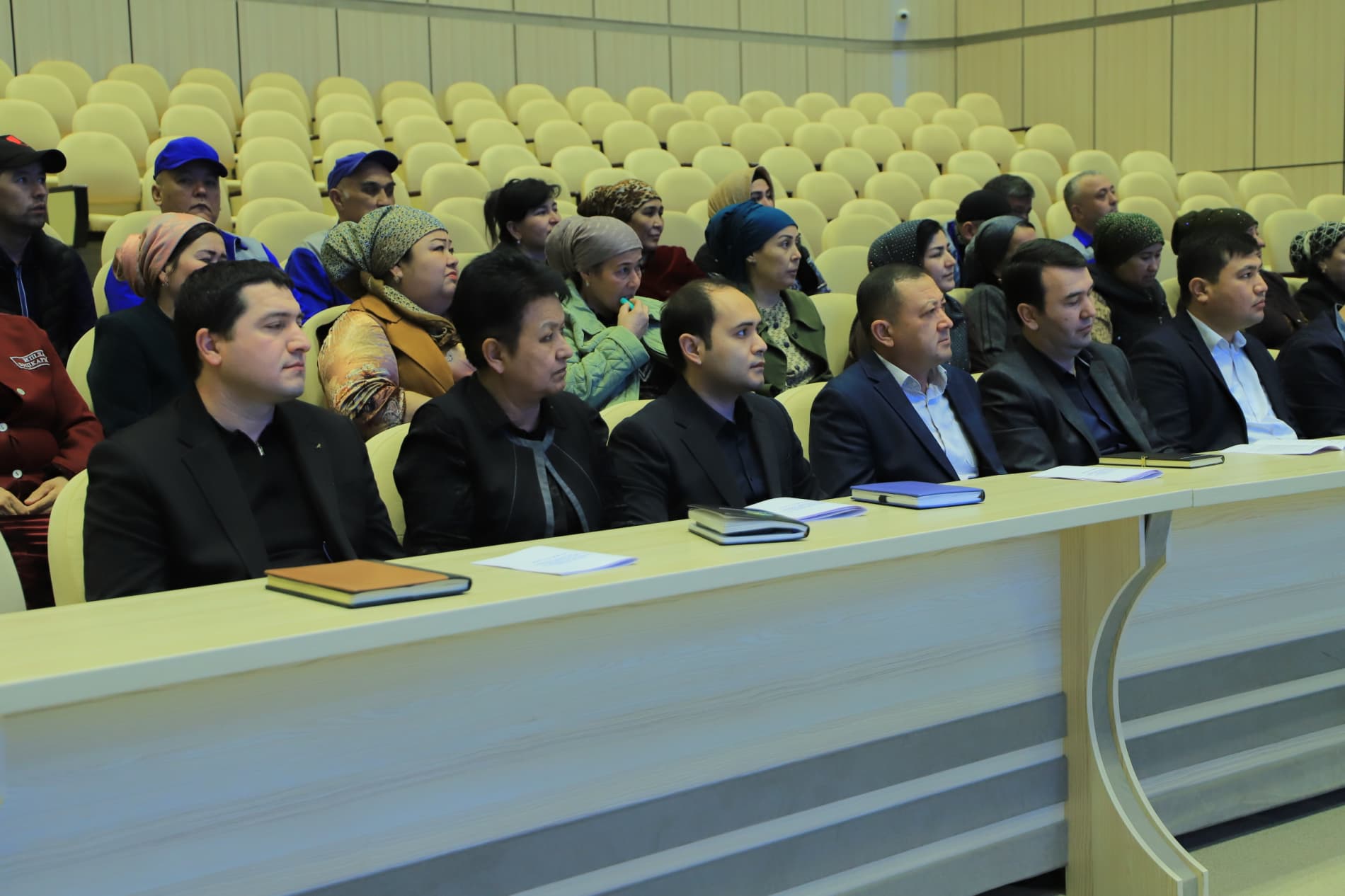 Jizzax viloyati hokimligida kasaba uyushma tashkiloti hisobot saylov yig‘ilishi o‘tkazildi