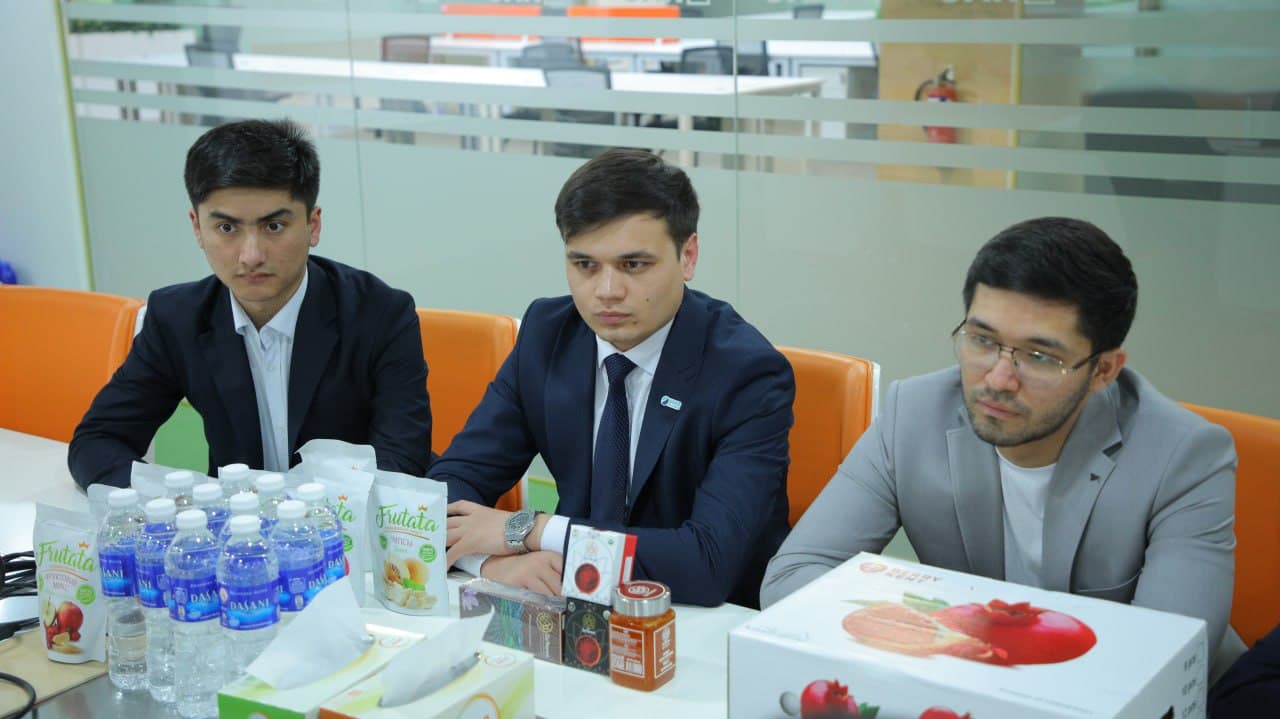 БРЕНД BMB ZA’FARON ПРЕДСТАВЛЕН НА МЕЖДУНАРОДНОЙ ТОРГОВОЙ ЯРМАРКЕ В СИНГАПУРЕ