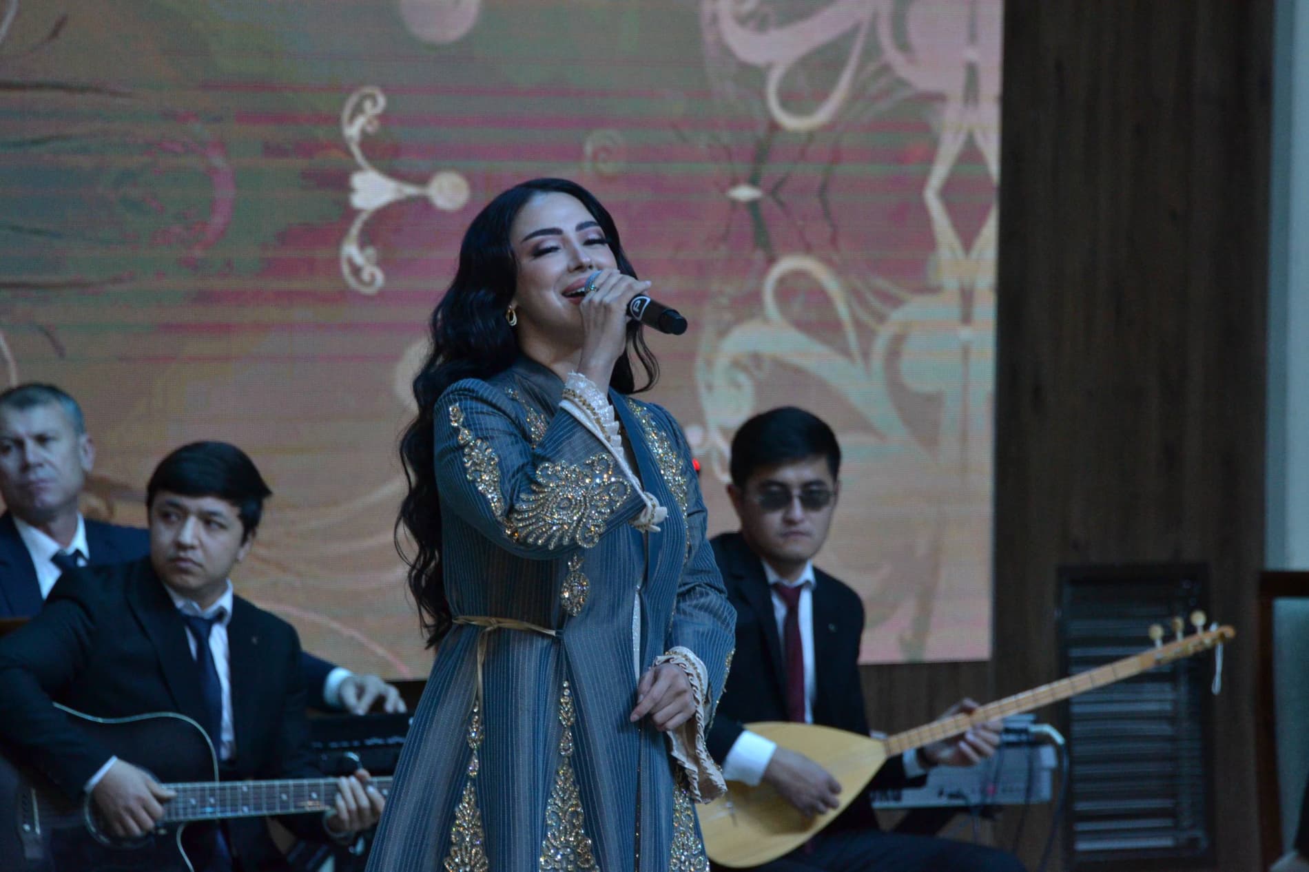 Videoreportaj: Konstitutsiyamizning 33 yilligi Jizzaxda keng nishonlandi