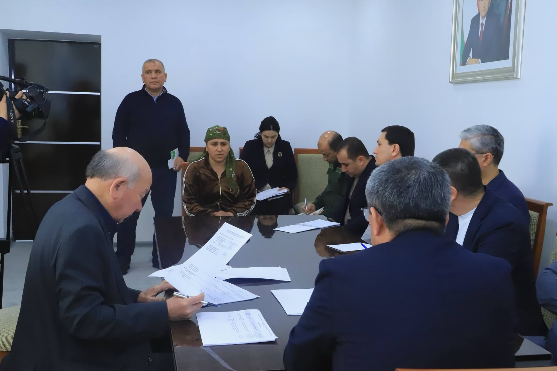 Videoreportaj:Jizzax viloyati hokimi fuqarolar murojaatlarini shaxsan qabul qildi