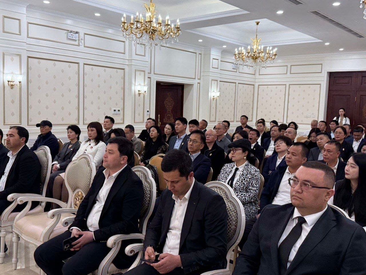 Pekinda Jizzax viloyatining investitsion salohiyati taqdim etildi