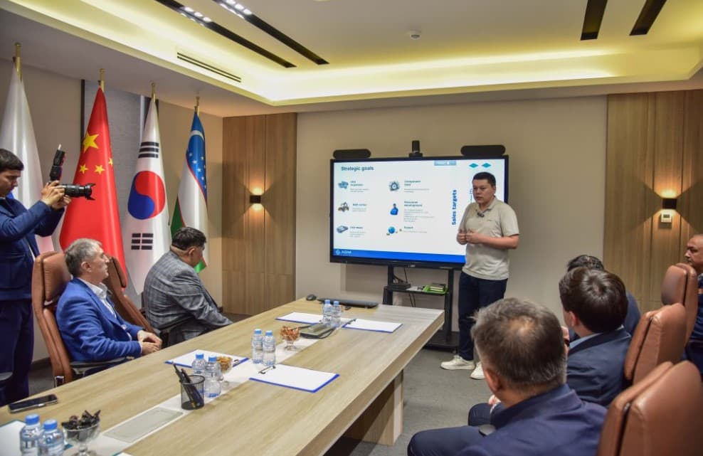 ХОРИЖИЙ МАМЛАКАТЛАР ДЕЛЕГАЦИЯСИ ЖИЗЗАХ ВИЛОЯТИДА