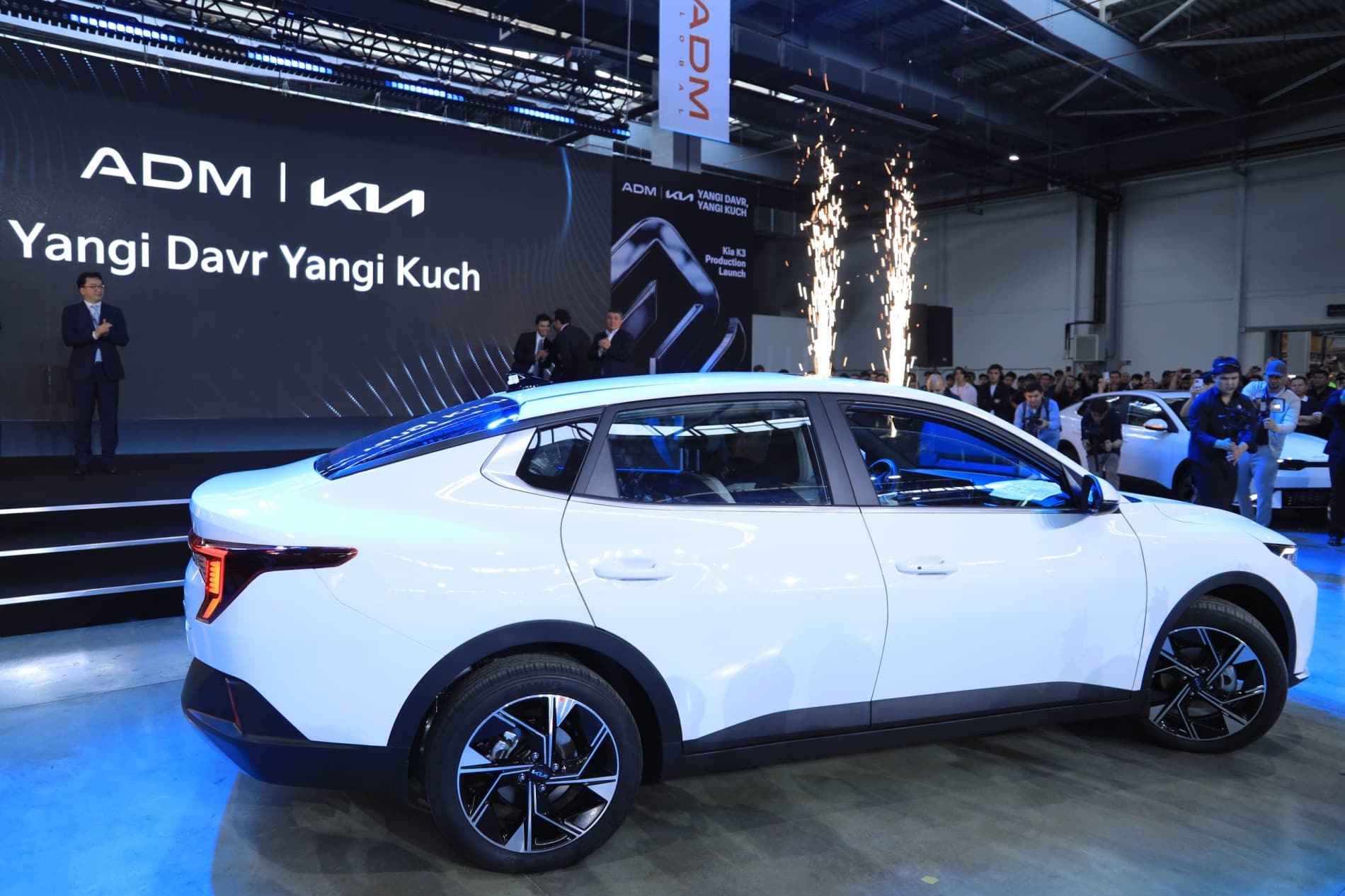 Jizzaxda yangi Kia K3 avtomobili ishlab chiqarilishi yo‘lga qo‘yildi