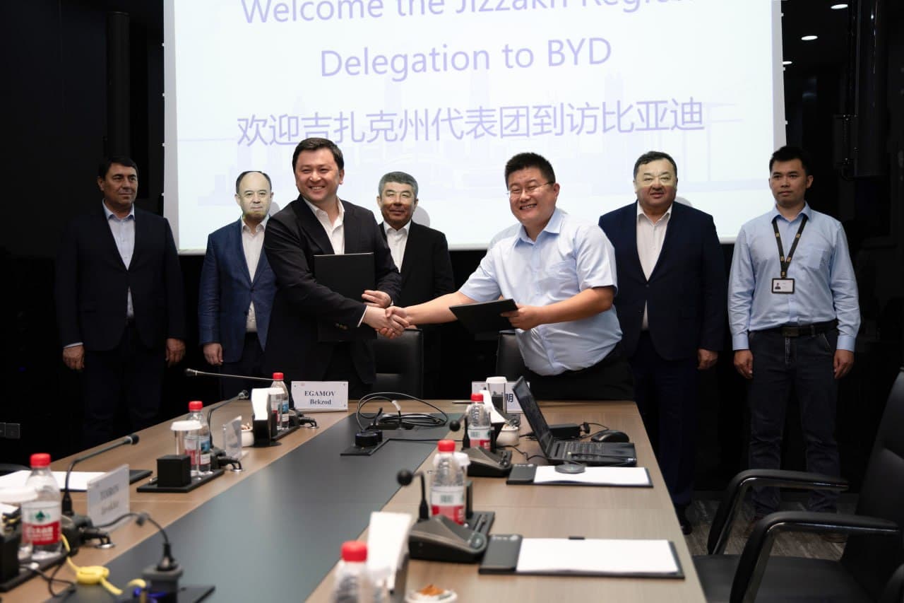 JIZZAX VA "BYD GROUP” O‘RTASIDA ISHLAB CHIQARISH QUVVATLARI KENGAYTIRILIB, YANGI INVESTITSIYA LOYIHALAR AMALGA OSHIRILADI