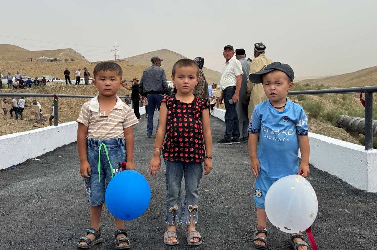 Dehqonobodning Oqmachit mahallasida ikkita yangi ko‘prik ishga tushdi