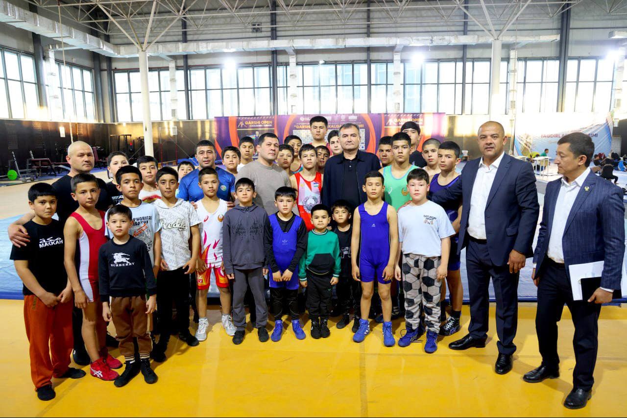 Viloyat hokimi sport yoʻnalishida oʻrganishlar olib bordi