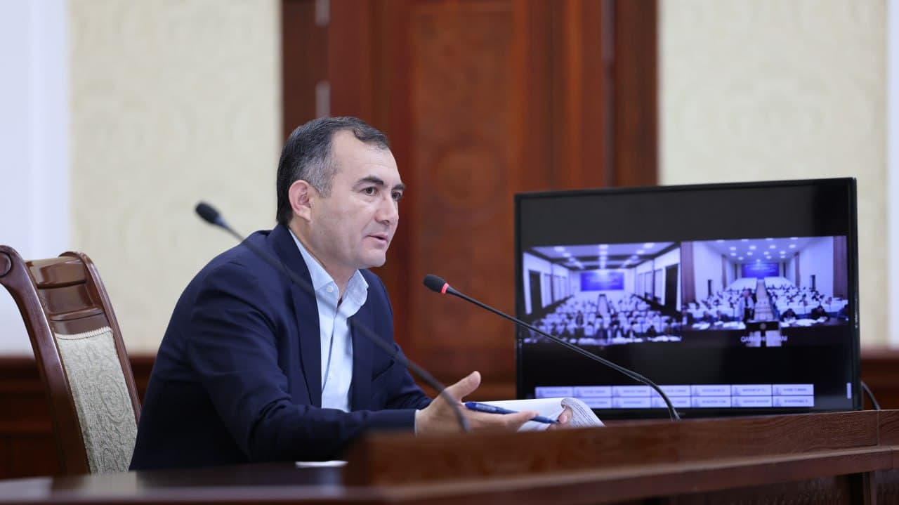 Navbatdagi “hokimlik soati”da dolzarb masalalar muhokama qilindi