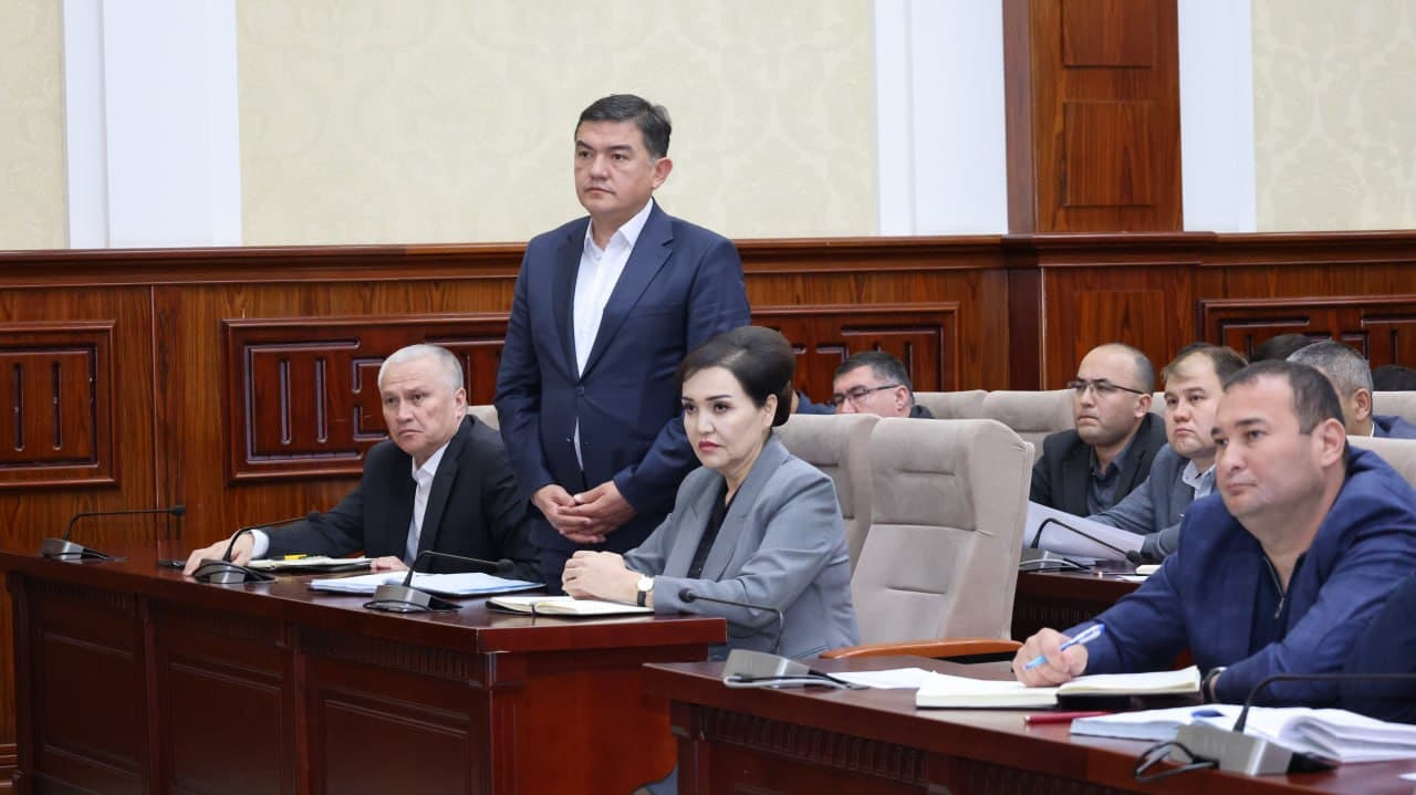 Navbatdagi “hokimlik soati”da dolzarb masalalar muhokama qilindi