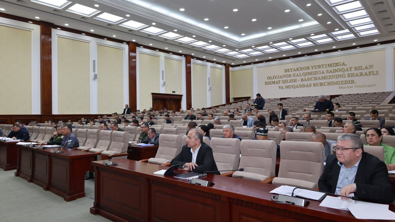 Navbatdagi “hokimlik soati”da dolzarb masalalar muhokama qilindi