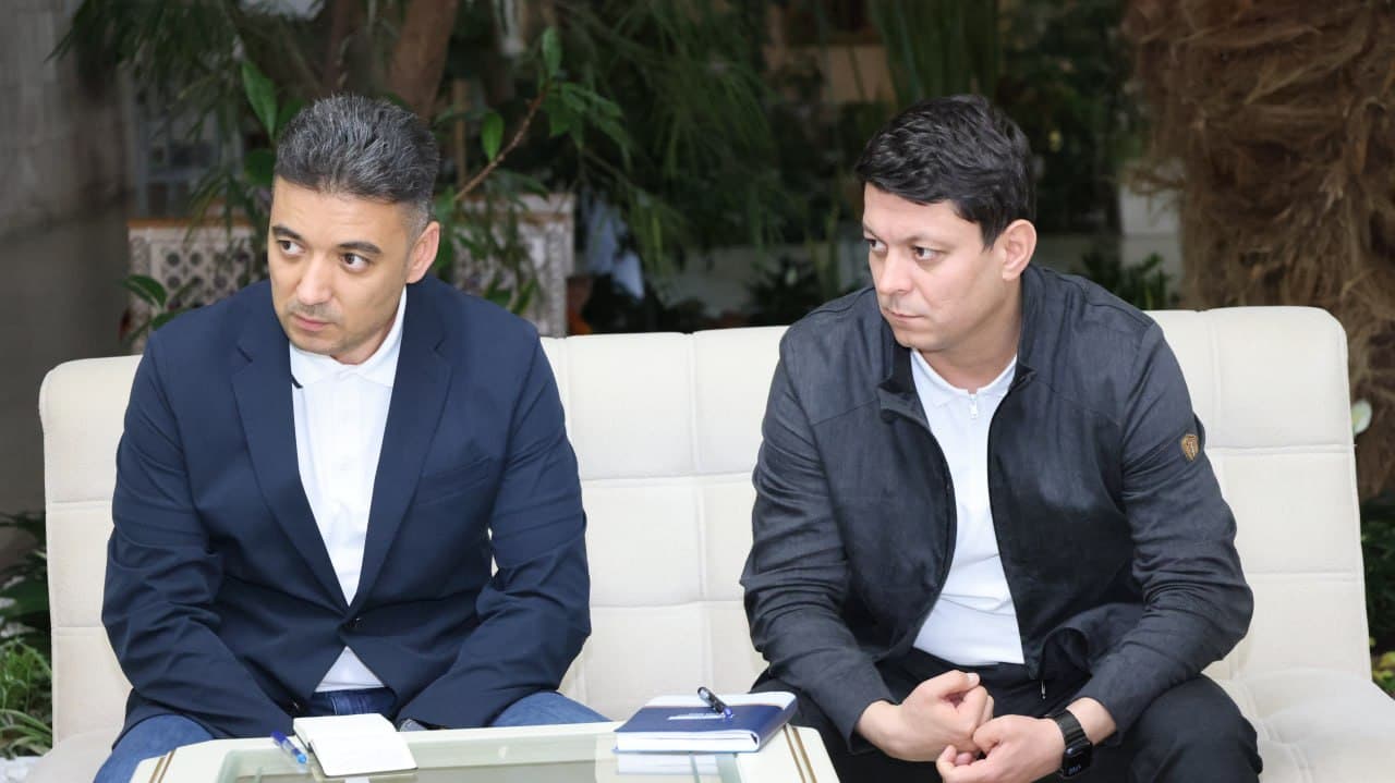 Viloyat hokimi bir qancha qurilish loyiha takliflari bilan tanishdi