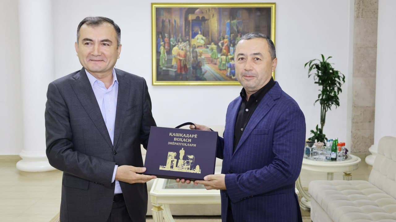 Қашқадарё вилояти ҳокими “Маданият ва санъат фидокори” кўкрак нишони билан тақдирланди