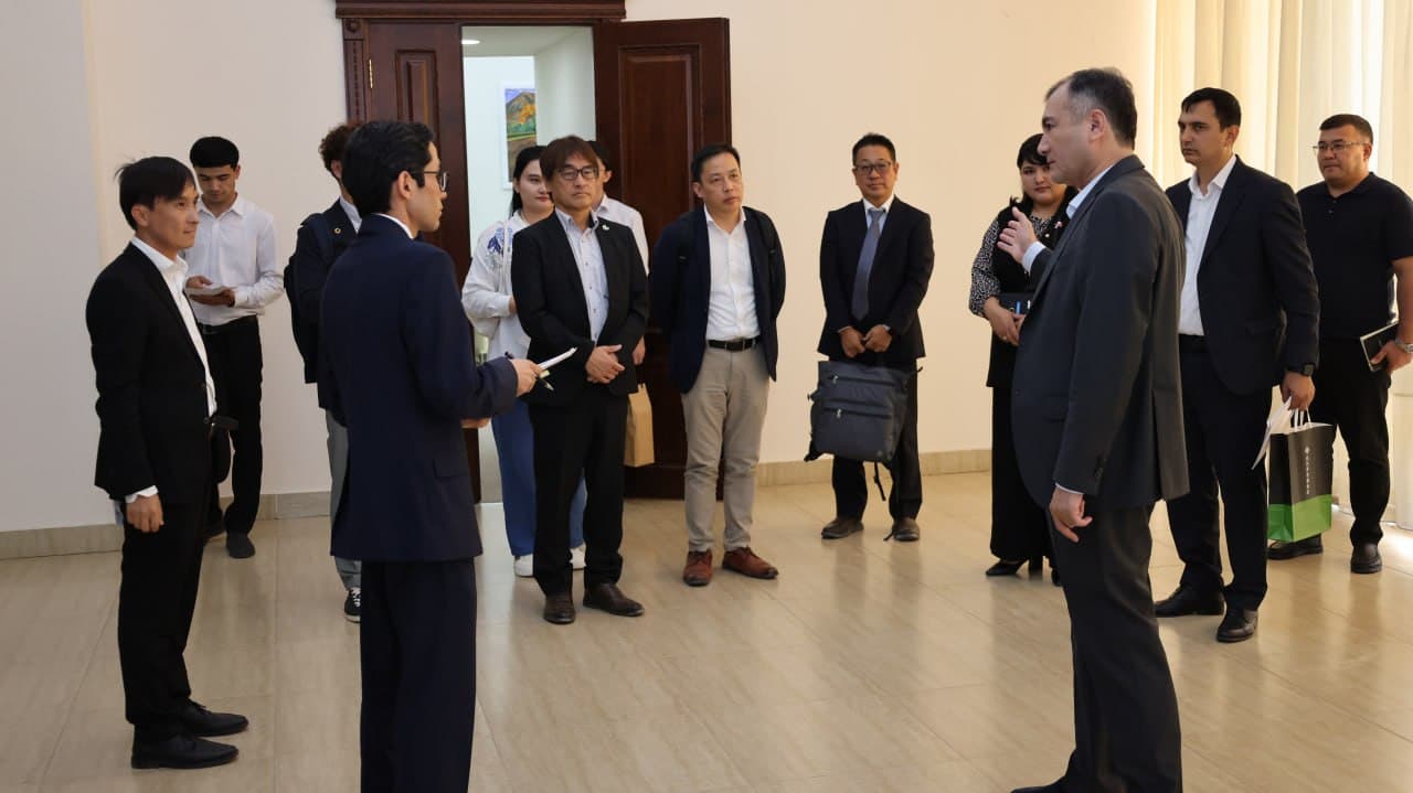Qashqadaryo viloyati hokimi Murotjon Azimov Yaponiya delegatsiyasi bilan uchrashuv o‘tkazdi