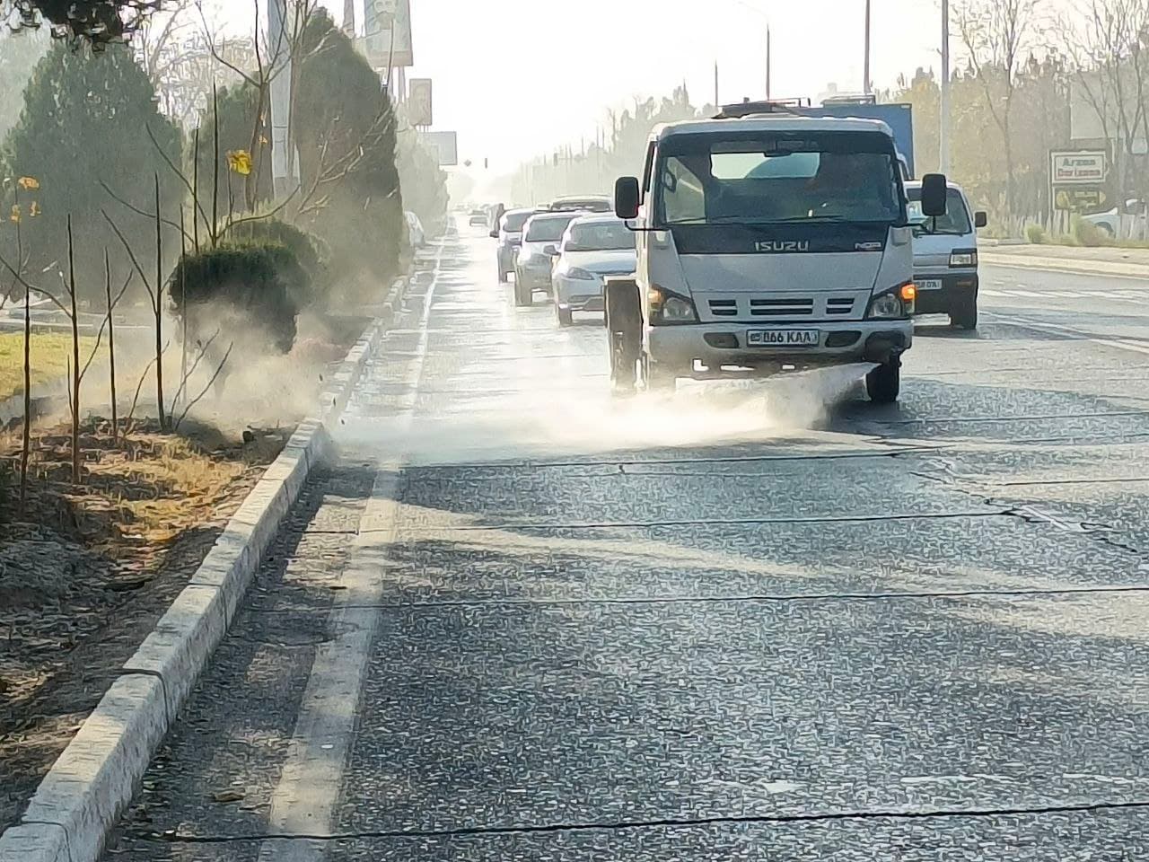 НАВОИЙ ШАҲРИДА ЭКОЛОГИК МУҲИТНИ ЯХШИЛАШ ИШЛАРИ ЖАДАЛ ДАВОМ ЭТМОҚДА