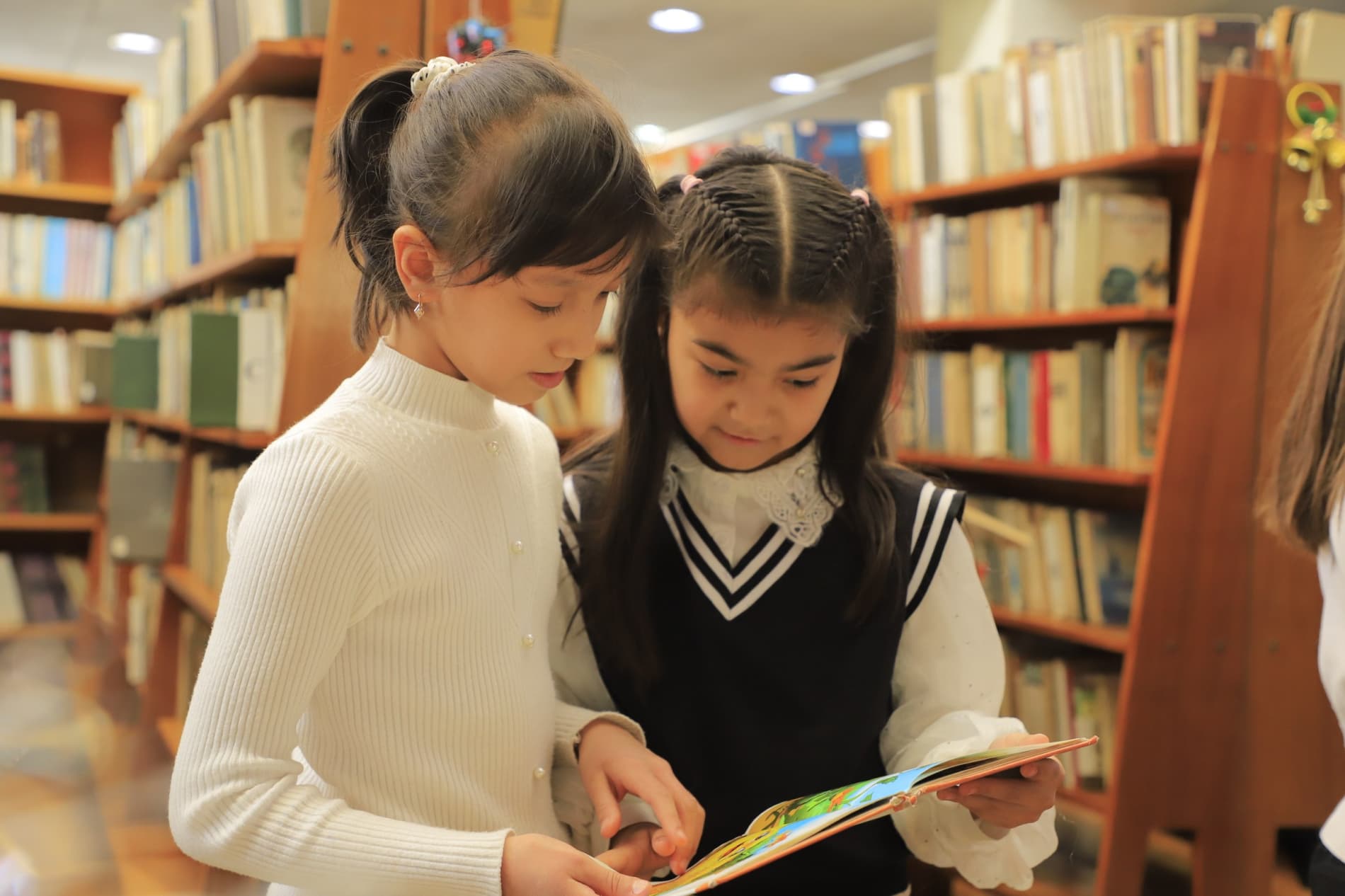 Ёшларнинг бўш вақти — китоб билан мазмунли ўтмоқда