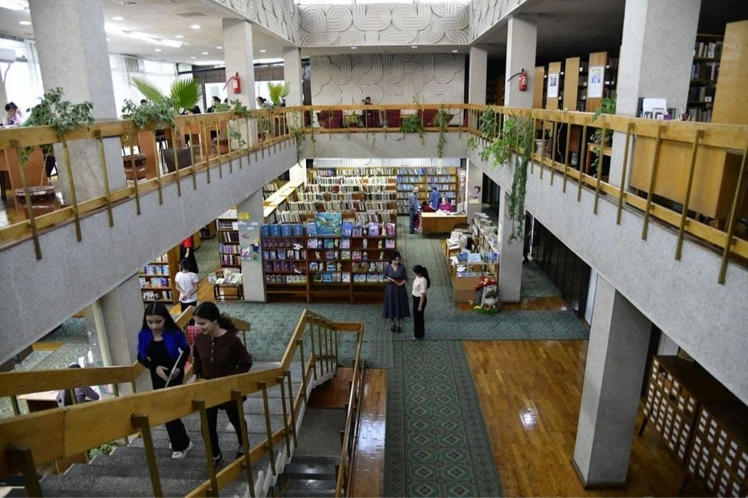 Ёшларнинг бўш вақти — китоб билан мазмунли ўтмоқда