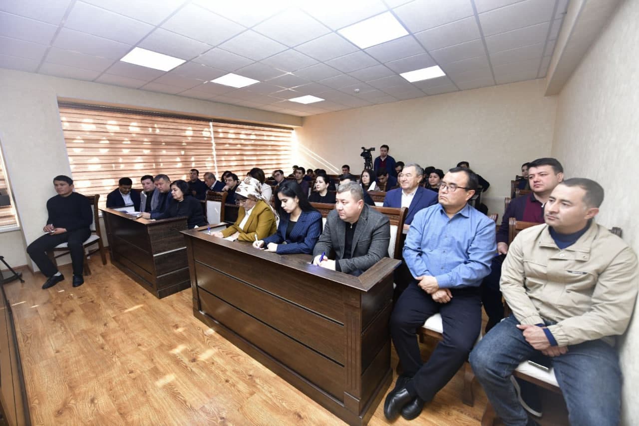 Матбуот анжуманида Қарор тарғиботи