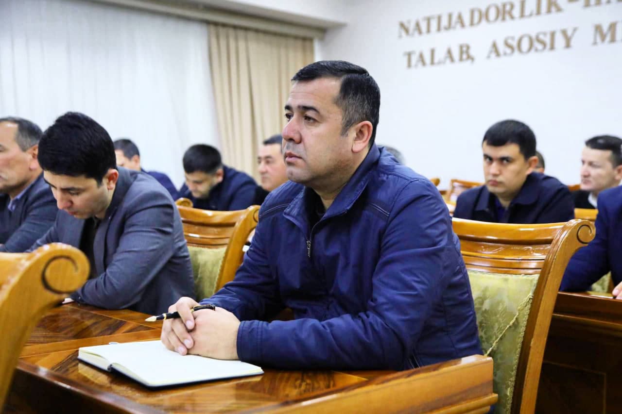 Навбатдаги аппарат йиғилиши ўтказилди