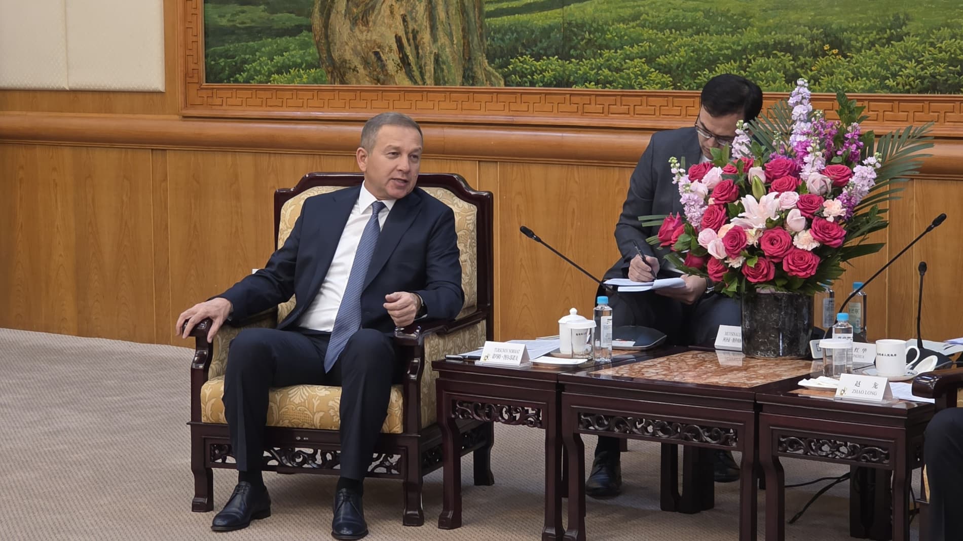 Делегациянинг Хитой сафари давом этмоқда