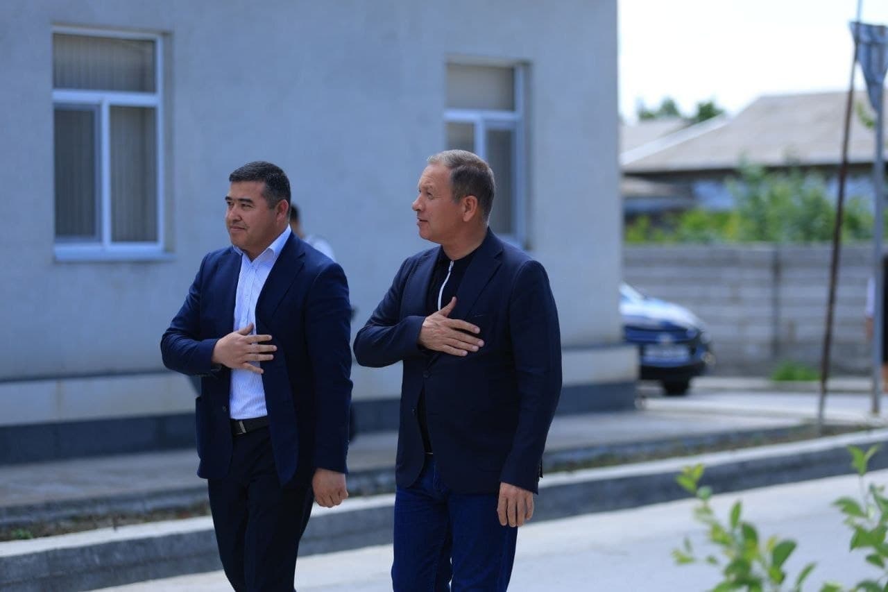 Ҳаж сафари учун “Президент ҳожиси” йўлланмаси топширилди