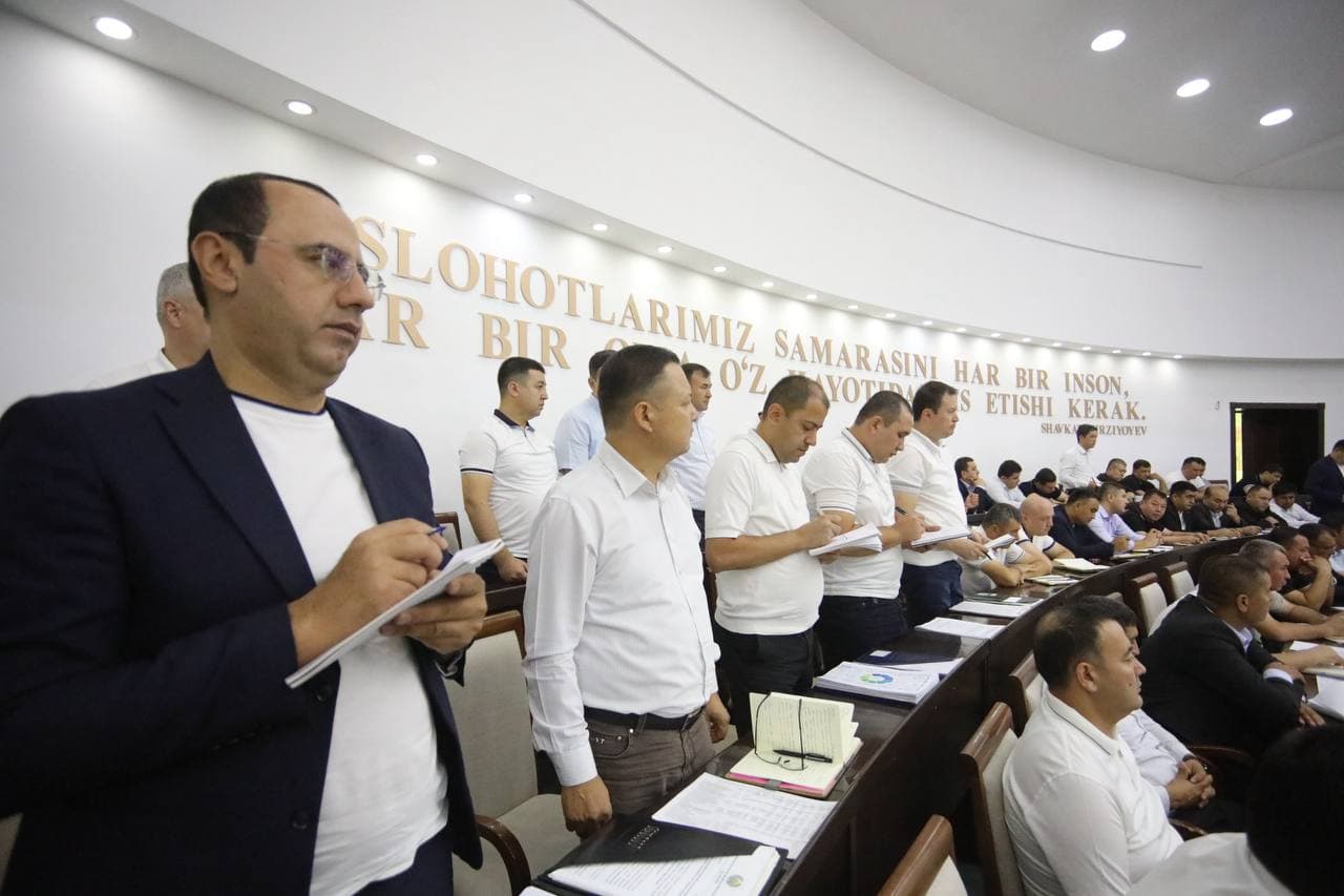 Investitsiya loyihalari ijrosi tanqidiy muhokama qilindi