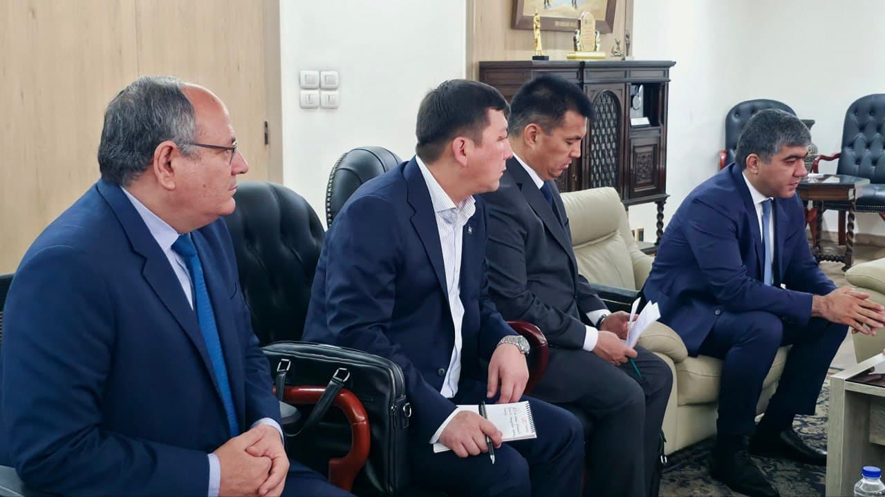 Navoiy viloyati hokimi Misr qishloq xo‘jaligi va melioratsiya vaziri bilan muzokaralar o‘tkazdi