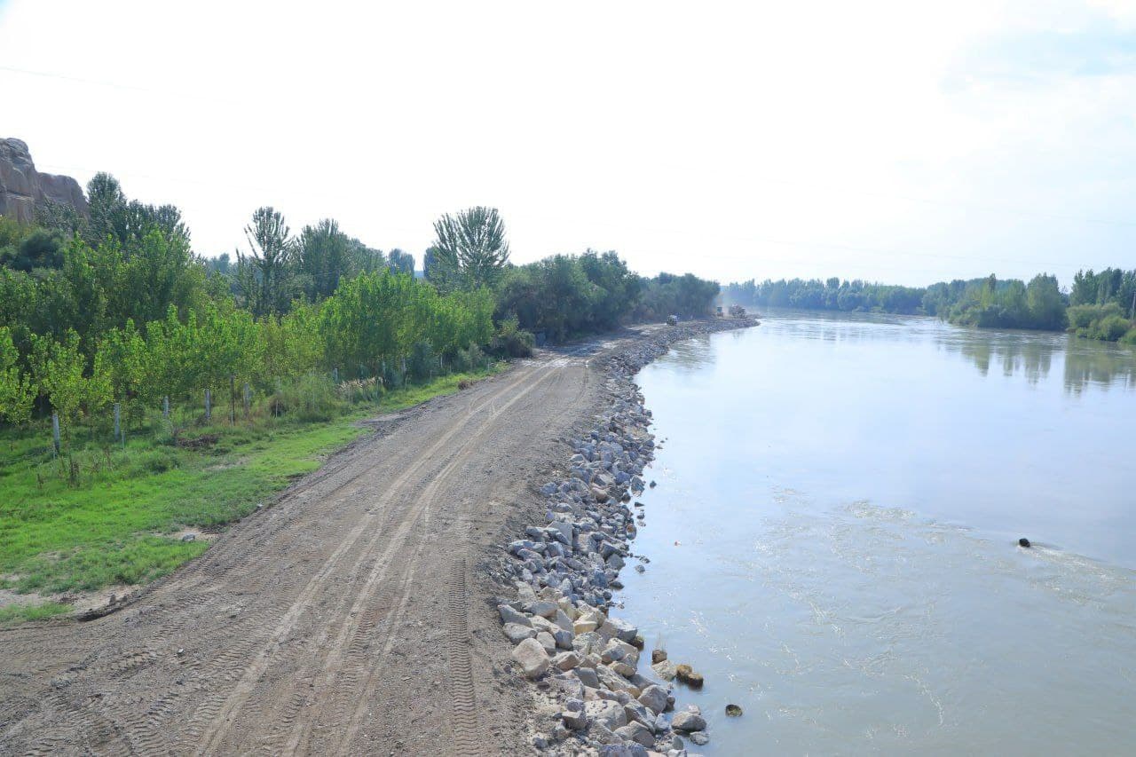 «Ахсикентдаги катта ўзгаришлар туризмда туб бурилиш ясамоқда. Археопарк билан ҳамоҳанг равишда Сирдарё бўйида ташкил этилаётган туристик инфратузилма сайёҳлар учун янги қизиқарли локация бўлади», - Наманган вилояти ҳокими Шавкатжон Абдураззоқов Ахсикентда