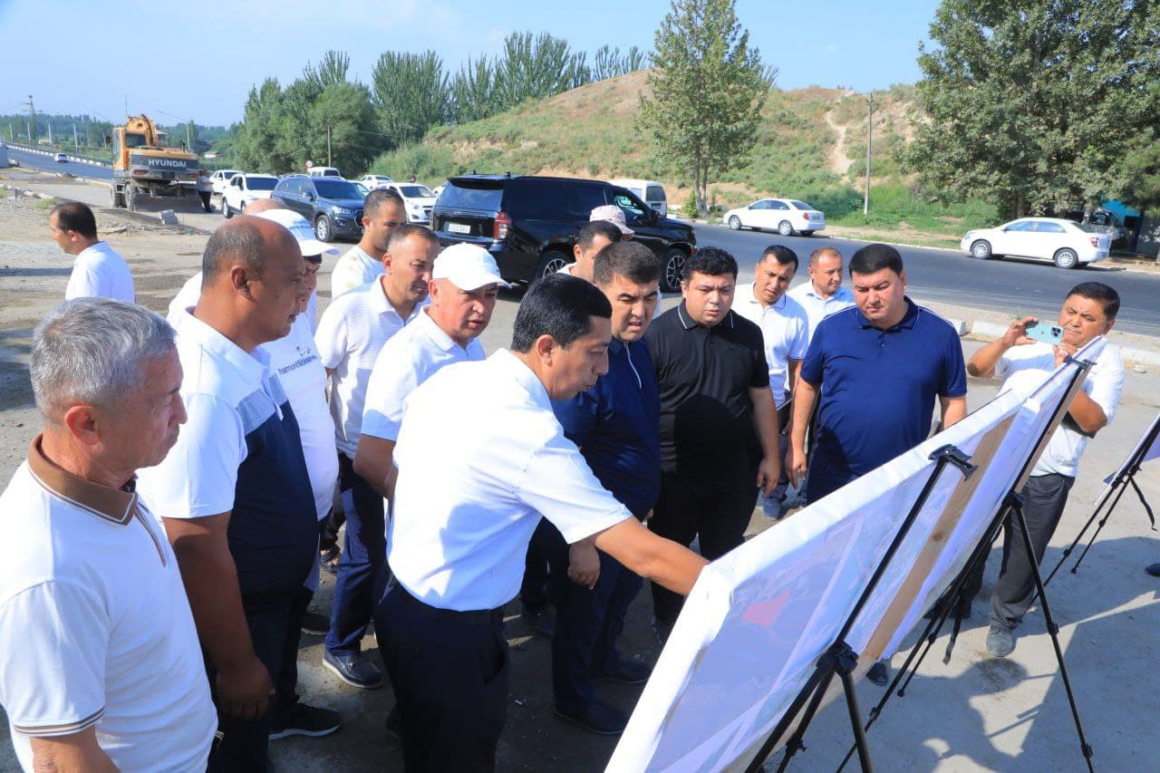 «Ахсикентдаги катта ўзгаришлар туризмда туб бурилиш ясамоқда. Археопарк билан ҳамоҳанг равишда Сирдарё бўйида ташкил этилаётган туристик инфратузилма сайёҳлар учун янги қизиқарли локация бўлади», - Наманган вилояти ҳокими Шавкатжон Абдураззоқов Ахсикентда