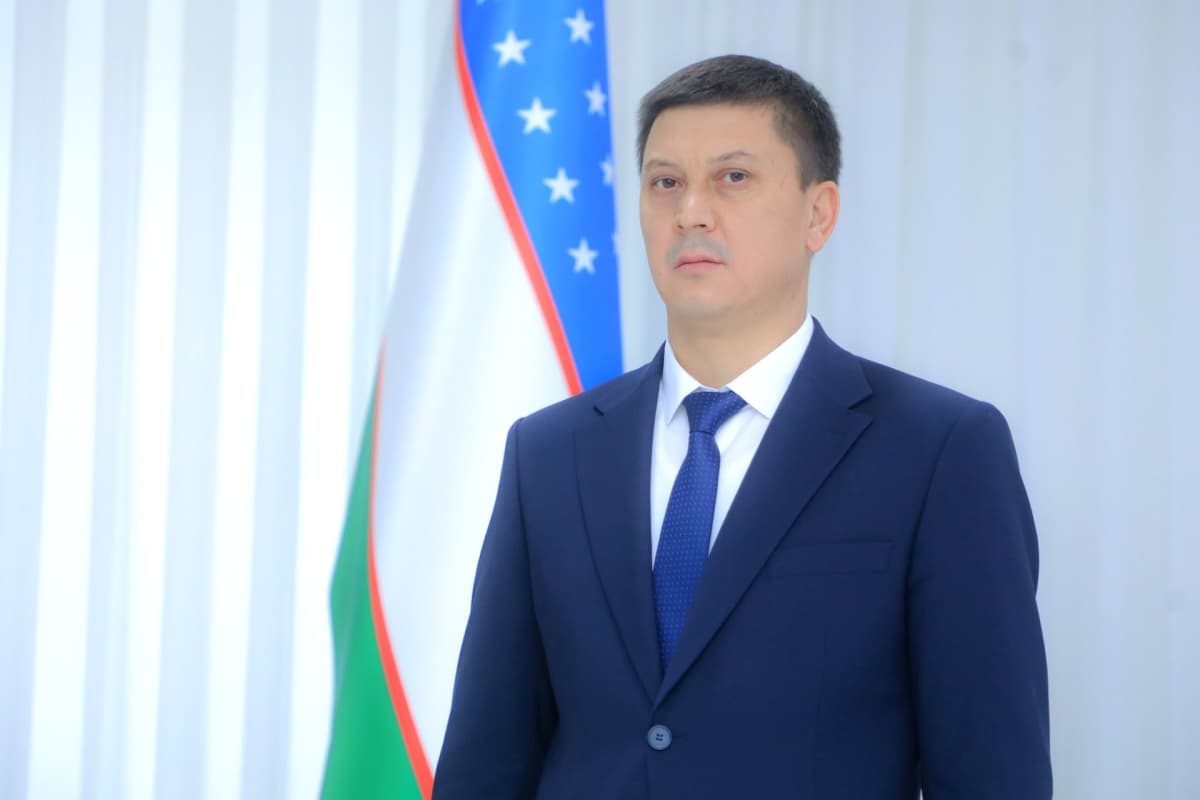 Танишинг: Янги Наманган тумани ҳокими Карабаев Адҳам Жакбаралиевич!