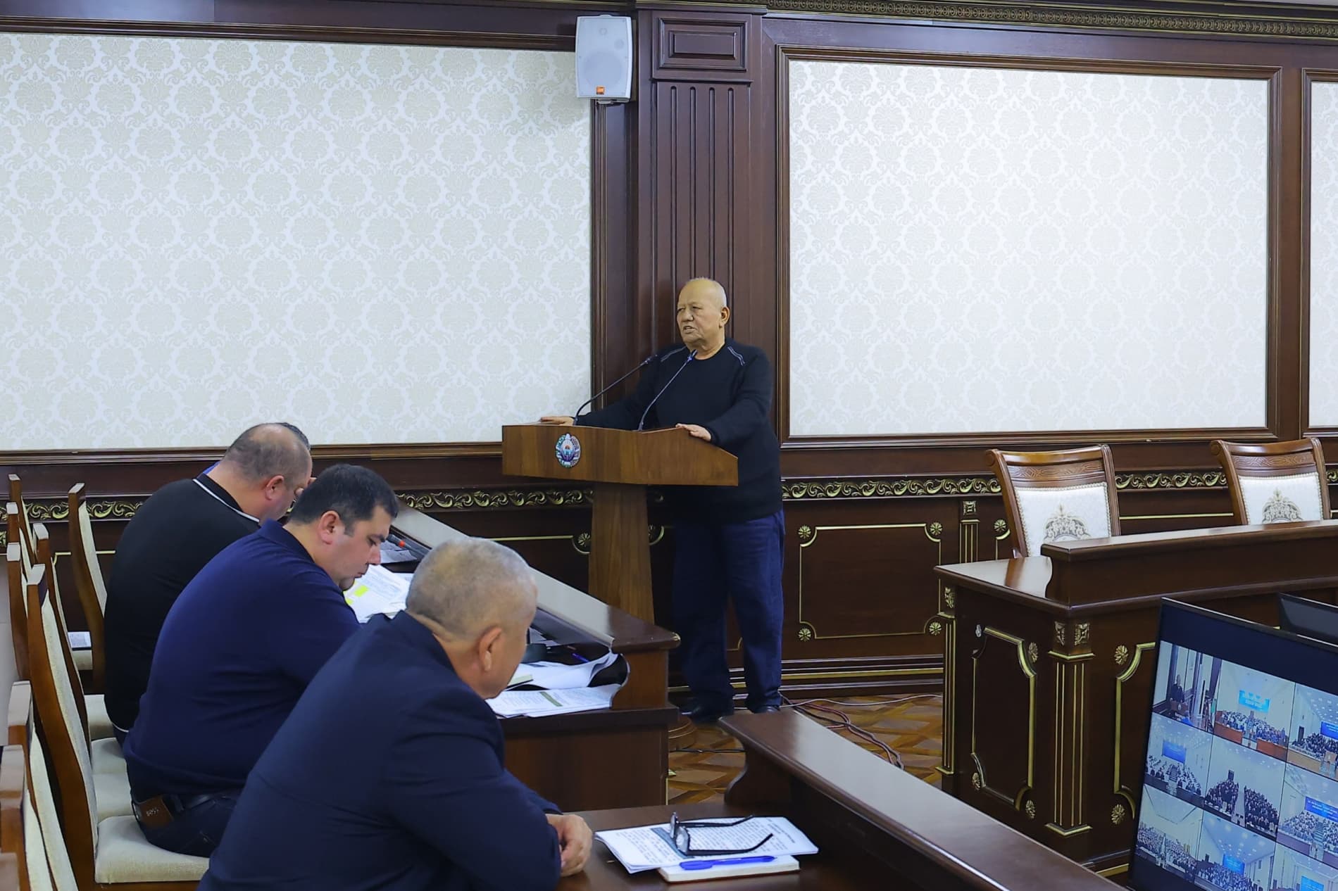 Қишлоқ хўжалигидаги долзарб тадбирлар ижроси, фермерлар масъулияти муҳокама қилинди