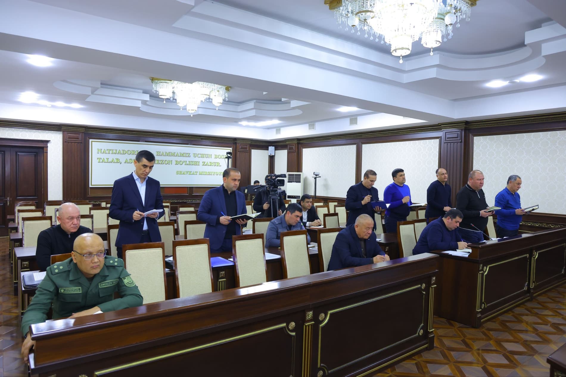 Қишлоқ хўжалигидаги долзарб тадбирлар ижроси, фермерлар масъулияти муҳокама қилинди