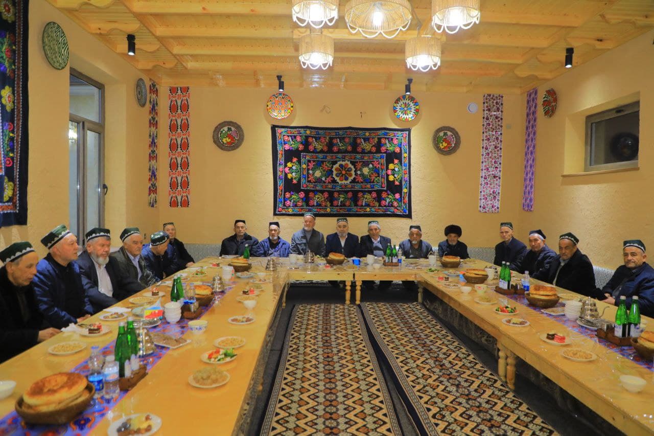 Namanganda iftorliklar davom etmoqda: nuroniylar, mehnat faxriylariga eʼtibor.