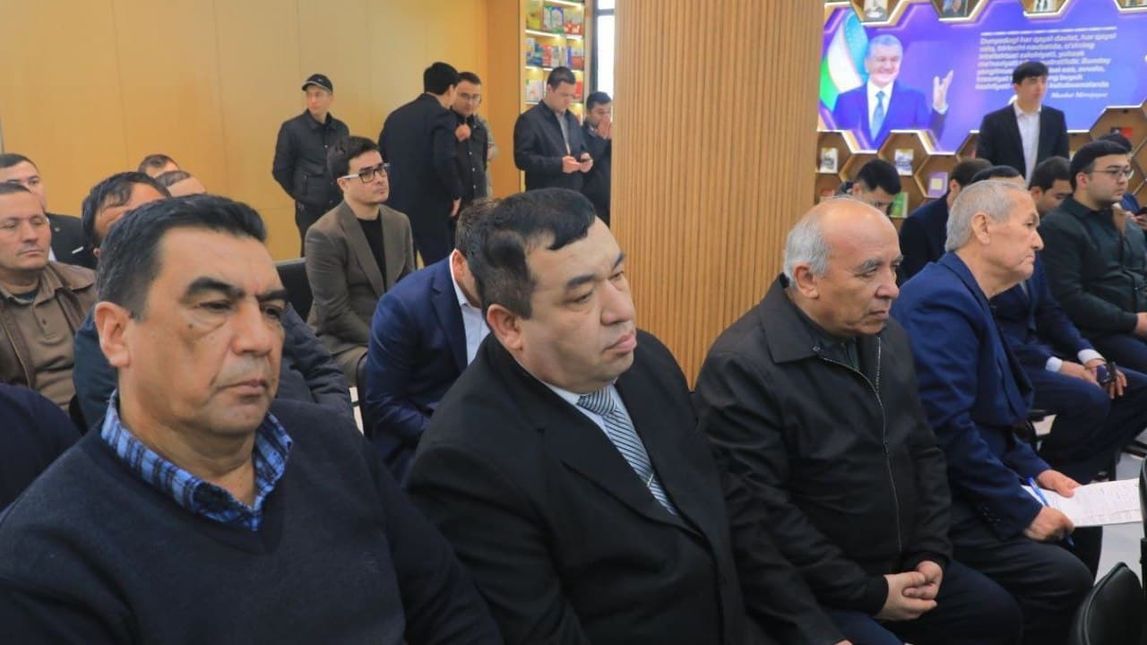 O‘quv markazlari va kitob sohasi vakillari bilan ochiq muloqot o‘tkazildi.