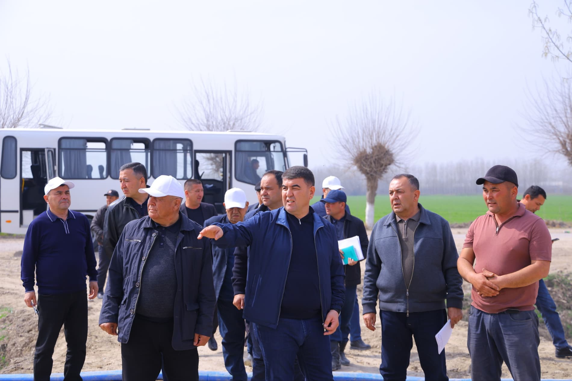 ПОП ТУМАНИДА БАҲОРГИ АГРОТЕХНИК ИШЛАРНИНГ БОРИШИ ЎРГАНИЛДИ