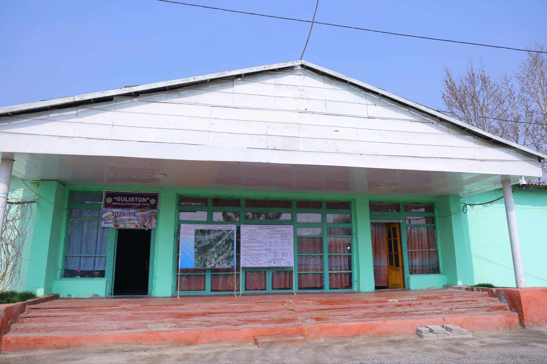 Мингбулоқ туманида “Янги Ўзбекистон қиёфасидаги маҳалла” дастури доирасида амалга оширилаётган ишлар билан танишилди.